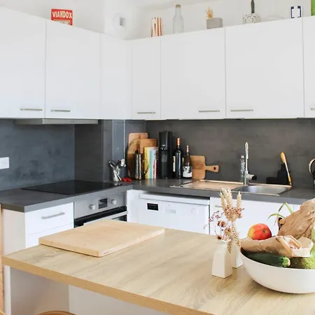 דירה Duplex With Balcony In Saint-ouen סן-קואן