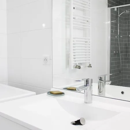 דירה Duplex With Balcony In Saint-ouen *